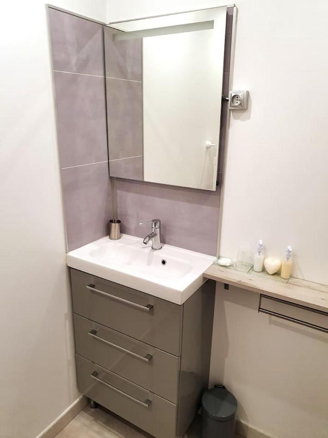 Bel appartement situé quartier Louvre-Bollaert Lens Exterior foto